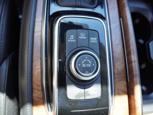 Used 2023 Nissan Armada SL AWD/4WD image 37