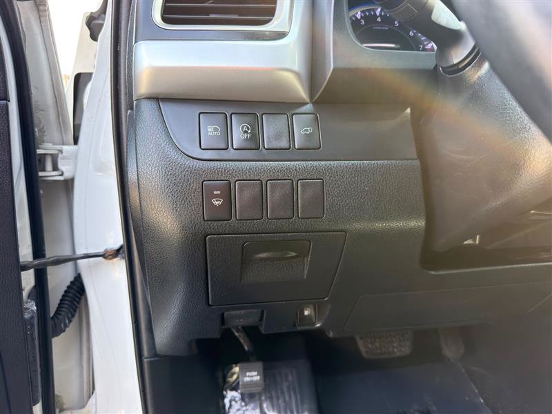 Used 2019 Toyota Highlander XLE AWD/4WD image 13
