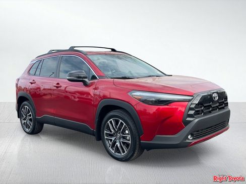 Certified 2026 Toyota Corolla Cross XLE w/ Convenience Package FWD image 9
