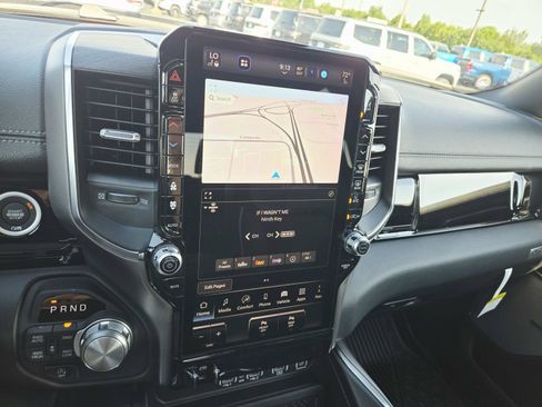 New 2026 RAM 1500 Laramie AWD/4WD image 25