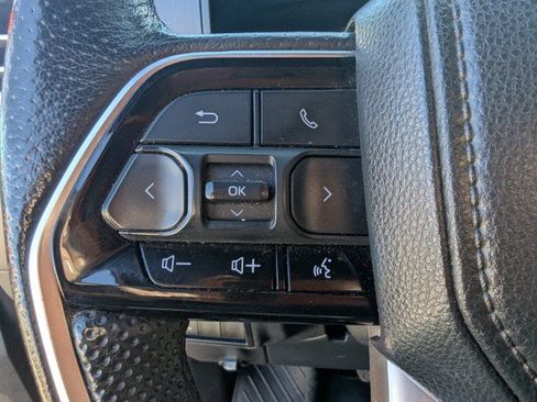 Used 2022 Toyota Tundra Platinum AWD/4WD image 14