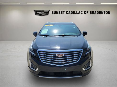 Used 2019 Cadillac XT5 Platinum AWD/4WD image 2