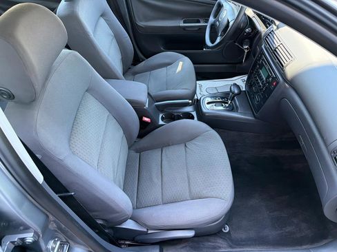 Used 2004 Volkswagen Passat GL FWD image 10