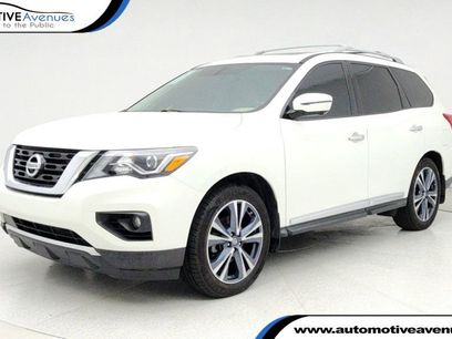 Used 2019 Nissan Pathfinder Platinum w/ Cargo Package