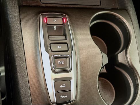 Used 2022 Honda Pilot TrailSport image 25