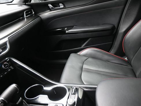 Used 2024 Kia K5 GT FWD image 12
