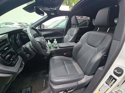 Used 2023 Lexus RX 350 Premium w/ Accessory Package AWD/4WD image 7