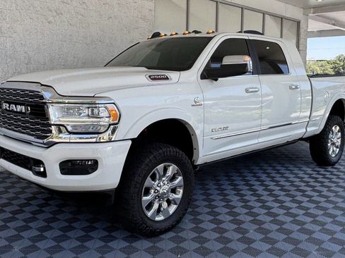 Used 2019 RAM 2500 Limited image 5