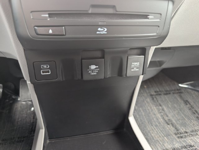 Used 2023 Honda Odyssey Elite image 29