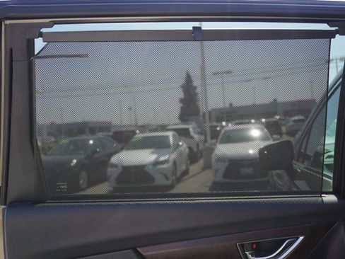 Used 2022 Subaru Ascent Touring AWD/4WD image 13
