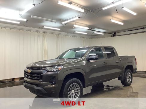 Used 2023 Chevrolet Colorado LT w/ LT Convenience Package II image 1