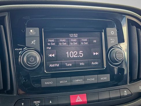 Used 2020 RAM ProMaster City Tradesman FWD image 19