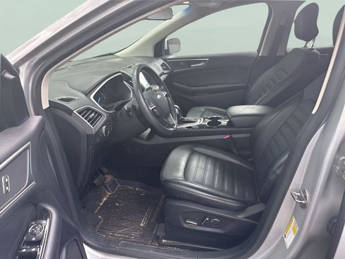 Used 2018 Ford Edge SEL w/ Equipment Group 201A AWD/4WD image 10