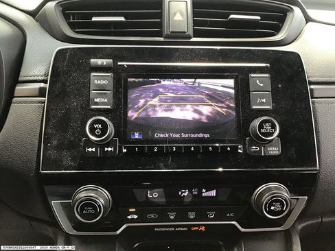 Used 2020 Honda CR-V LX image 14