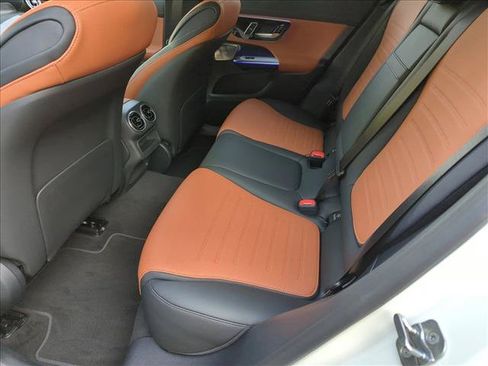 Used 2026 Mercedes-Benz GLC 300 image 15