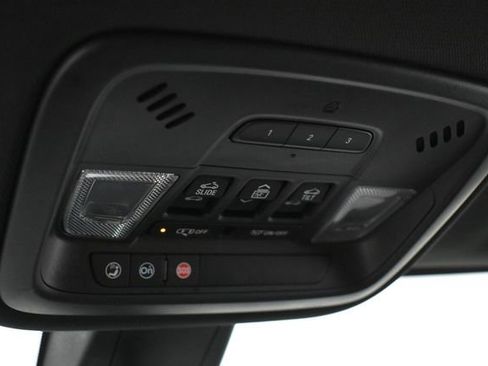 Certified 2023 Chevrolet Traverse RS AWD/4WD image 28