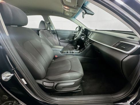 Used 2020 Kia Optima LX FWD image 29