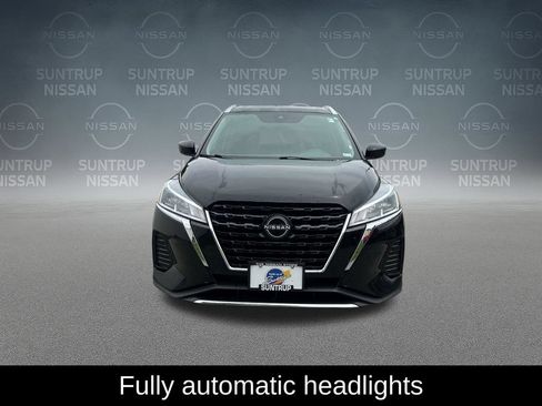 Used 2023 Nissan Kicks SV FWD image 10