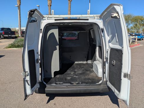 Used 2019 Nissan NV200 S w/ Cruise Control Package image 14
