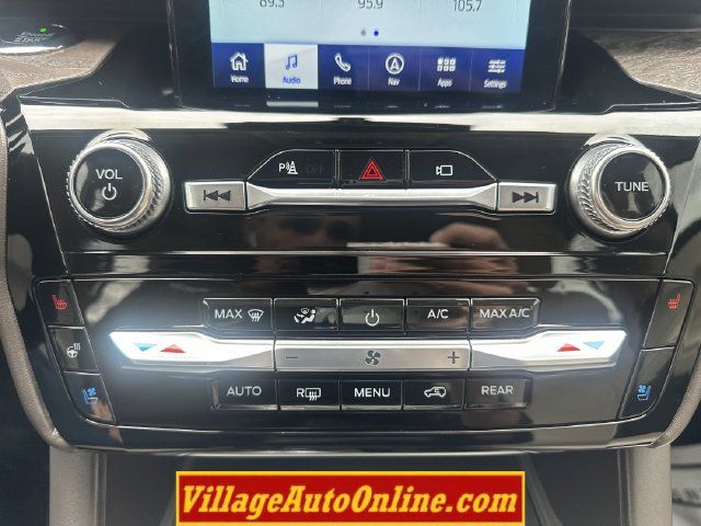 Used 2021 Ford Explorer Platinum w/ Equipment Group 601A AWD/4WD image 24