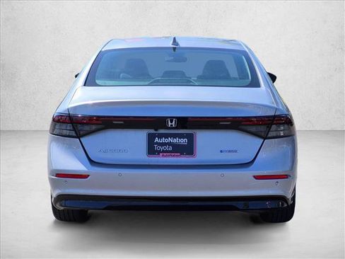 Used 2024 Honda Accord EX-L image 6
