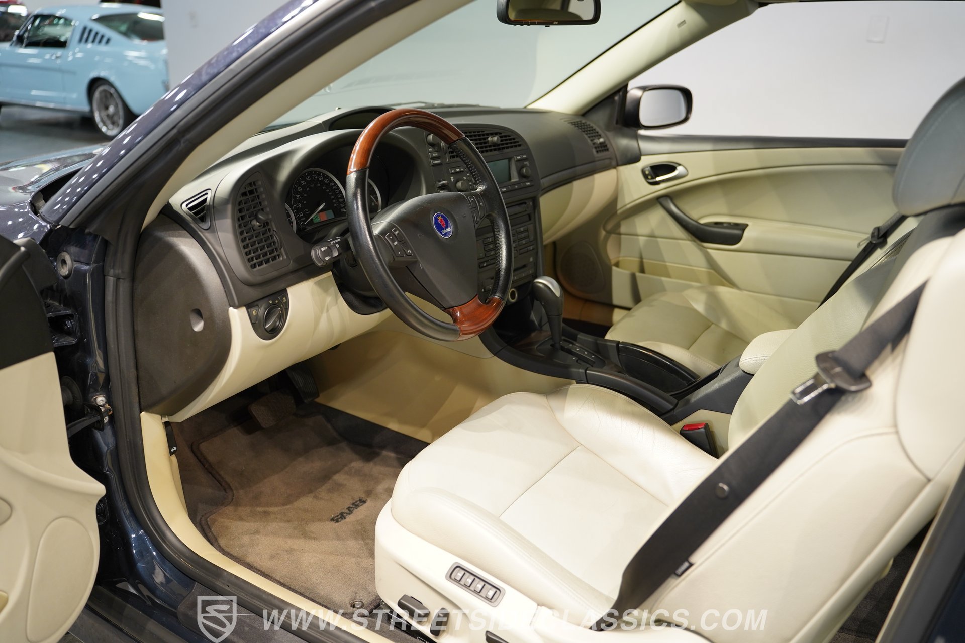 Used 2005 Saab 9-3 Arc FWD image 4