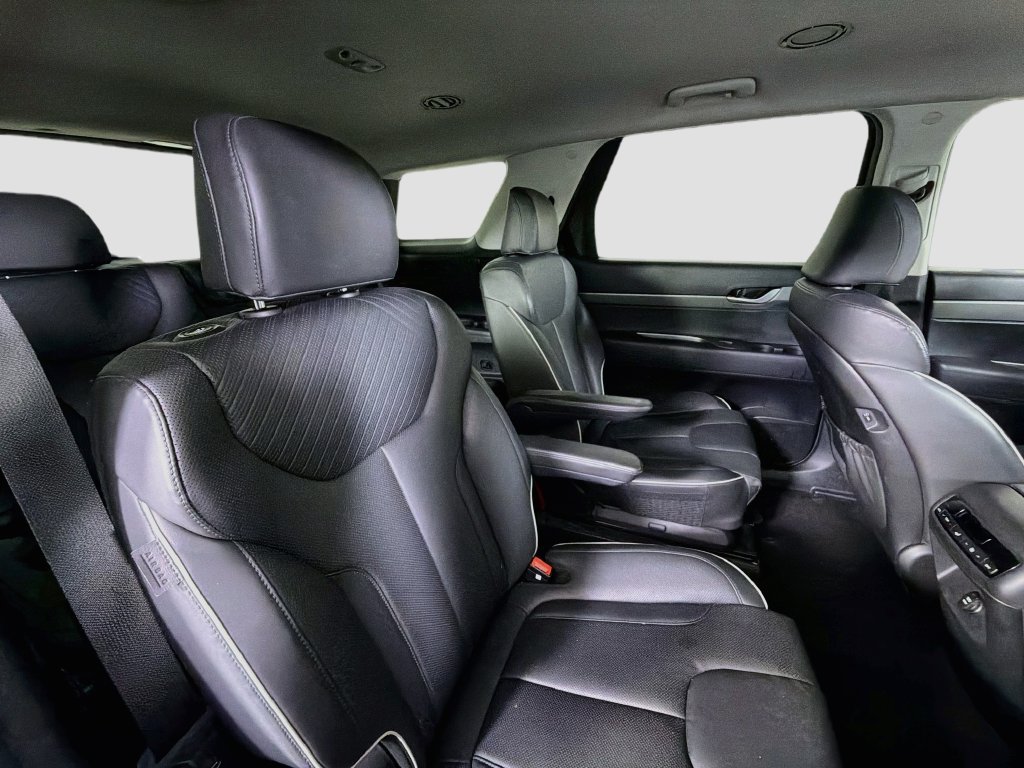 Used 2024 Hyundai Palisade SEL FWD image 31