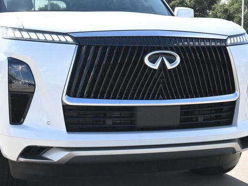 Used 2026 INFINITI QX80 Luxe RWD image 26