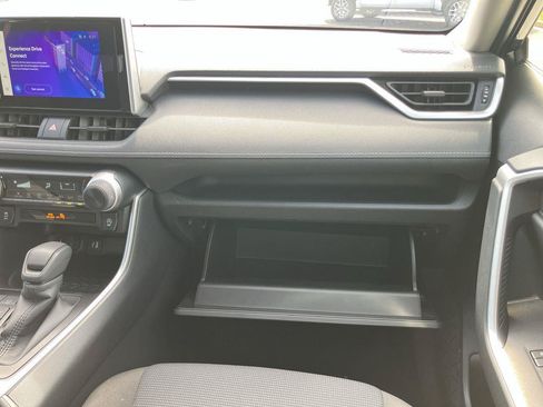 Certified 2025 Toyota RAV4 LE FWD image 15