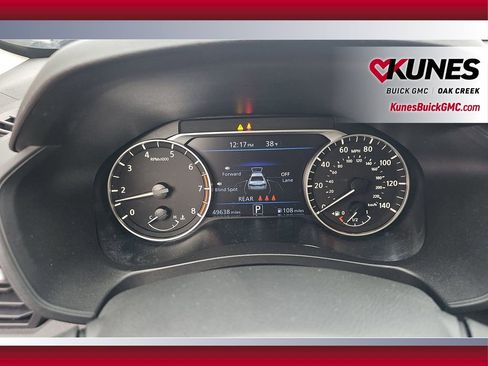 Used 2024 Nissan Altima 2.5 SV image 13