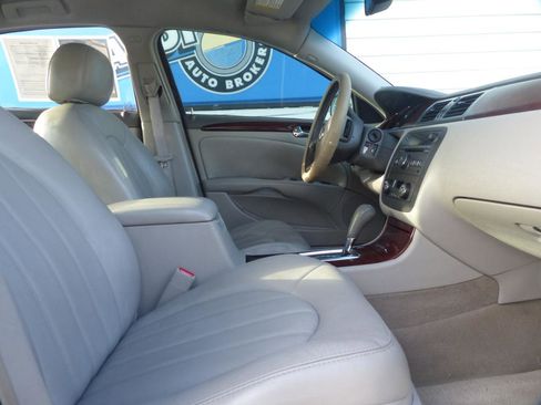 Used 2008 Buick Lucerne CXL w/ Ultra Confidence Package image 12