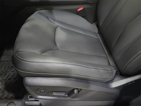 New 2026 Audi Q8 Premium Plus image 27