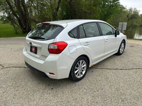 Used 2013 Subaru Impreza 2.0i Premium w/ All-Weather Pkg AWD/4WD image 6