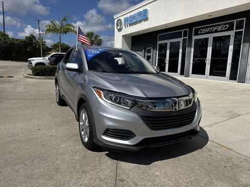 Used 2020 Honda HR-V LX image 8