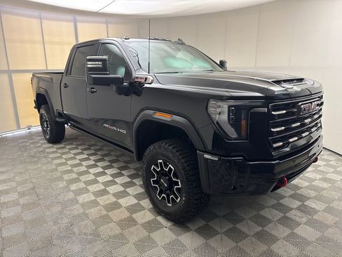 New 2026 GMC Sierra 2500 AT4X image 3