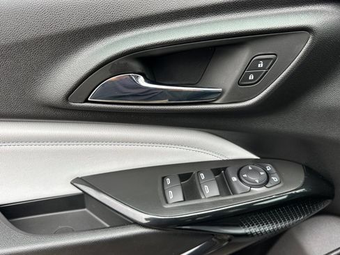 New 2026 Chevrolet Trax LT w/ Driver Confidence Package FWD image 11