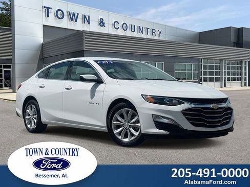 Used 2025 Chevrolet Malibu LT FWD image 1