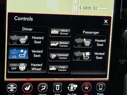 Used 2020 RAM 2500 Laramie w/ Night Edition image 31