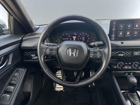 Used 2024 Honda Accord Sport image 17