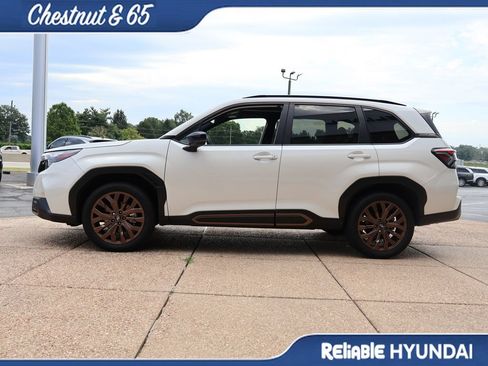Used 2025 Subaru Forester Sport AWD/4WD image 3