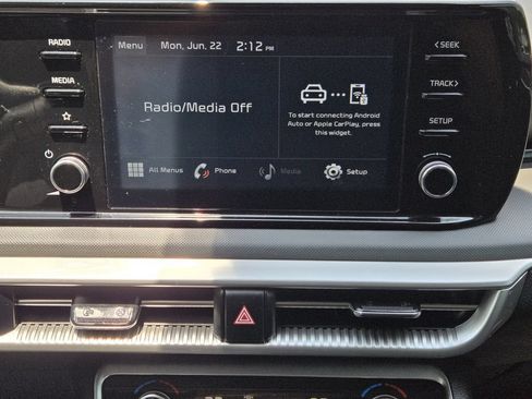 Used 2022 Kia K5 LXS FWD image 8