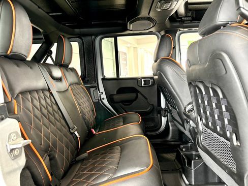 Used 2021 Jeep Wrangler Unlimited Rubicon image 19