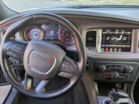 Used 2023 Dodge Charger SXT image 18