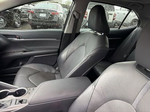 Used 2023 Toyota Camry XLE w/ Navigation Package image 12