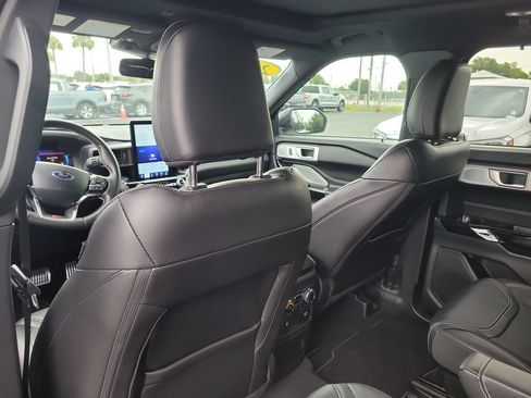 Used 2023 Ford Explorer ST w/ Equipment Group 401A AWD/4WD image 10