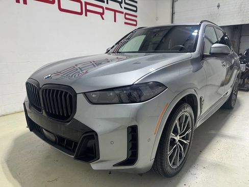 Used 2026 BMW X5 xDrive40i w/ M Sport Package AWD/4WD image 2