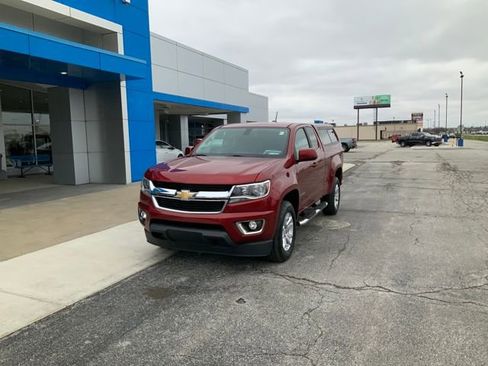 Used 2020 Chevrolet Colorado LT w/ LT Convenience Package image 2