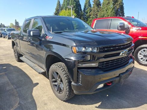 Used 2020 Chevrolet Silverado 1500 LT Trail Boss AWD/4WD image 2