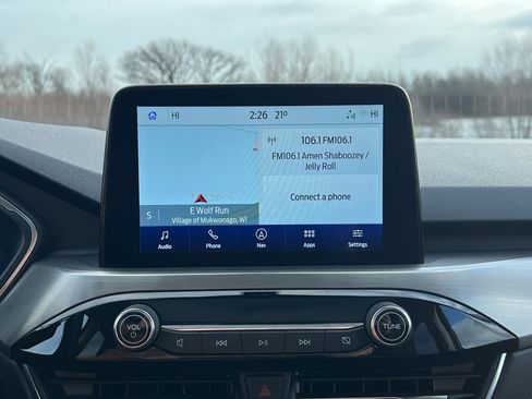 Used 2022 Ford Escape Titanium w/ Class II Trailer Tow Package image 23