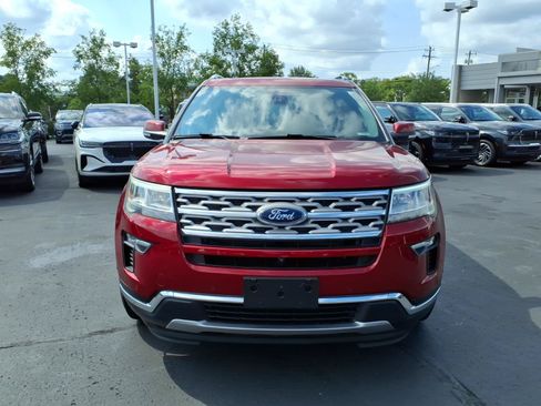 Used 2018 Ford Explorer Limited w/ Equipment Group 301A AWD/4WD image 2